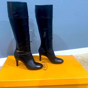 Tod’s high boots